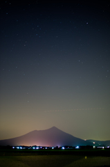 筑波山と星々