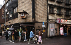蕎麦屋は諦める