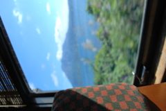 はやとの風号から望む
