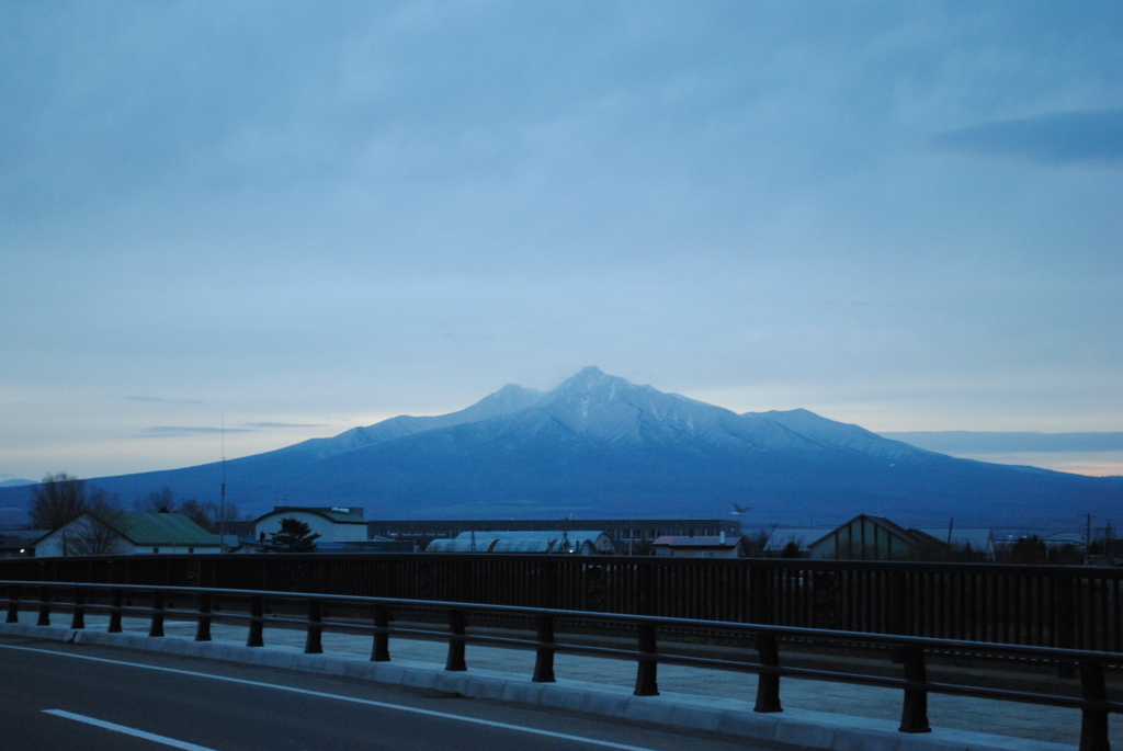 知床斜里からの山々