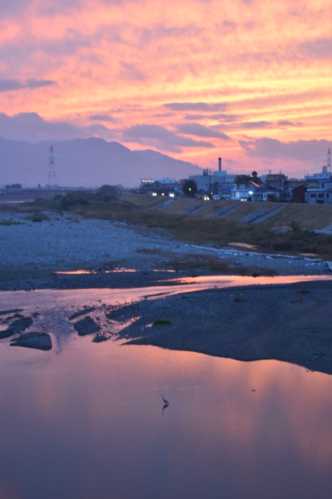 紀ノ川に映る夕焼け