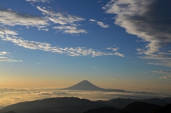 雲上の富士
