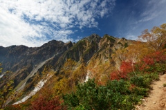 秋の五竜岳