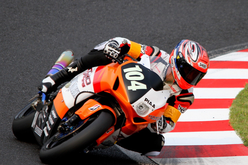 伊藤選手ヘアピン2