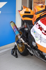 TOHO Racing with　MORIWAKI　4