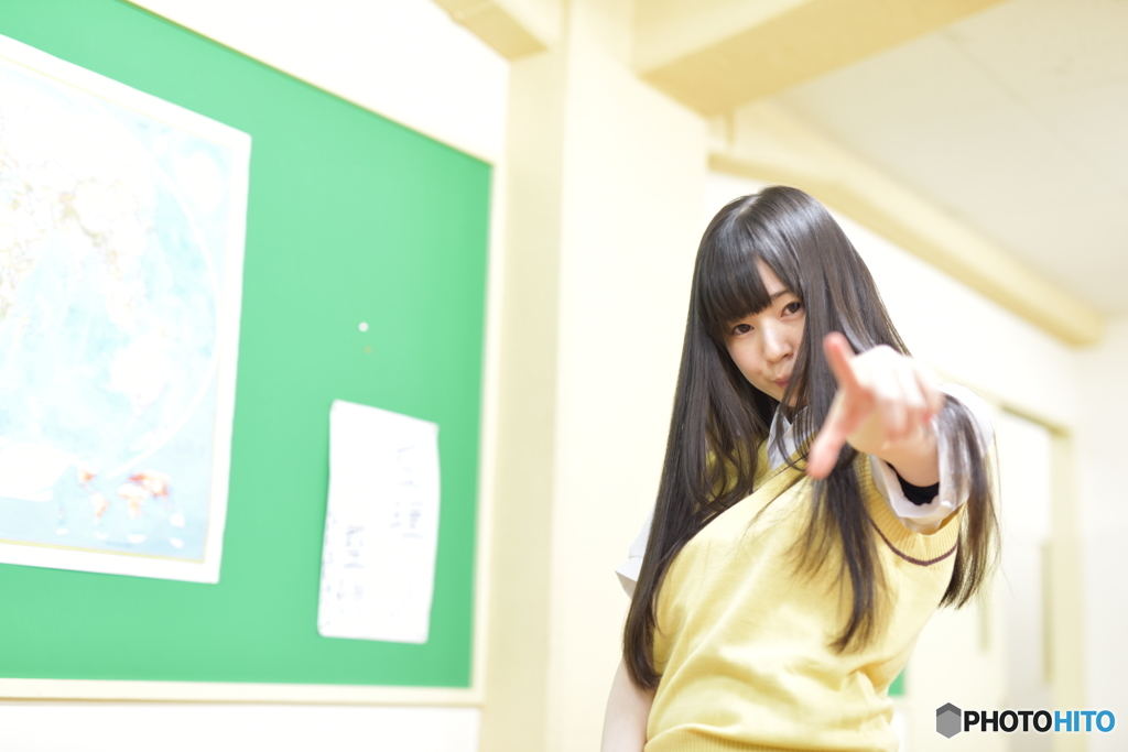 そこの君っーー！