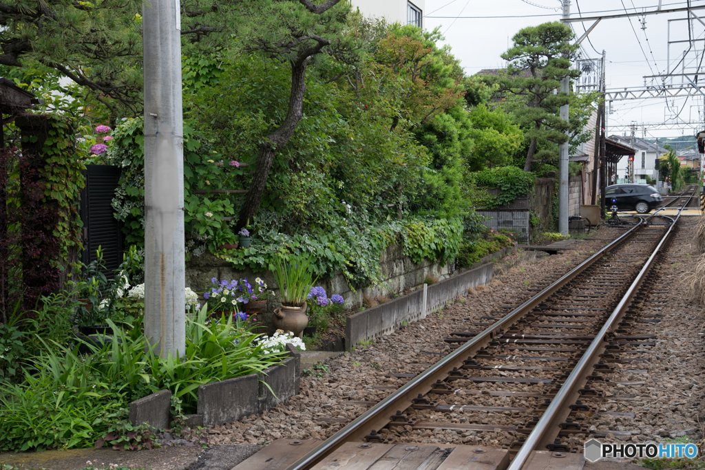 玄関開けたら2秒で..線路！