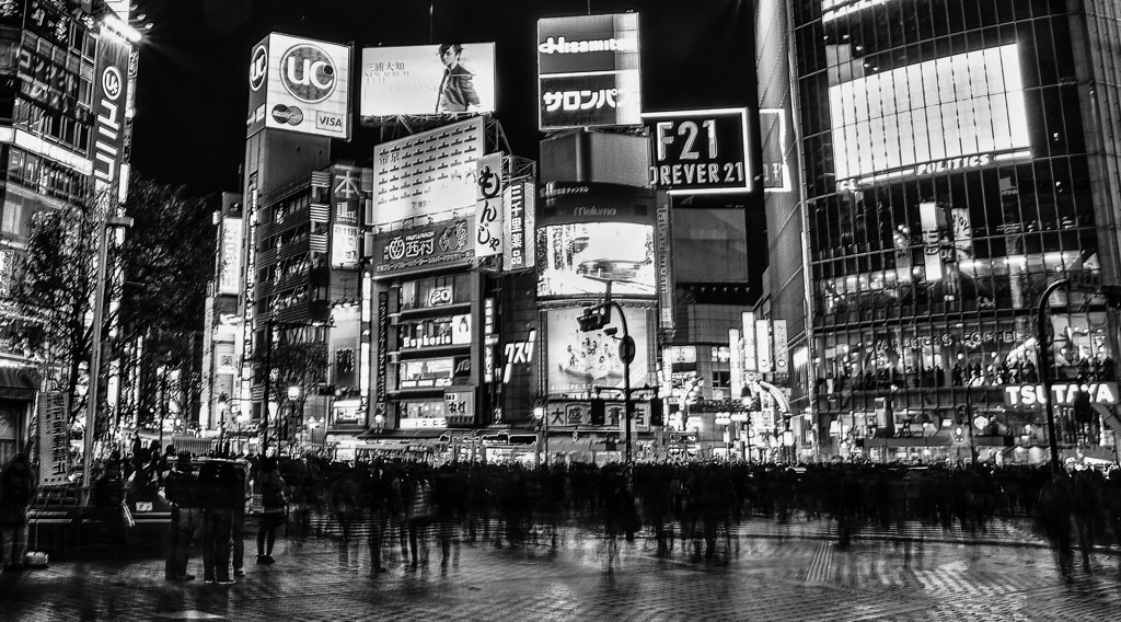 Shibuya Scramble Crossing　　　　　-　群集　-　