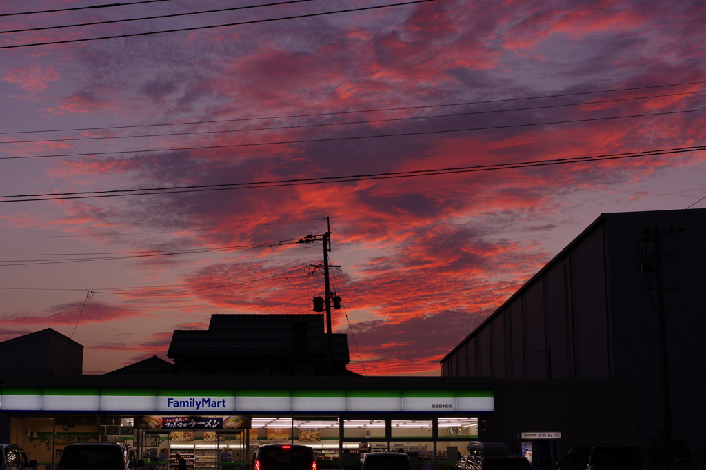 コンビニ夕景