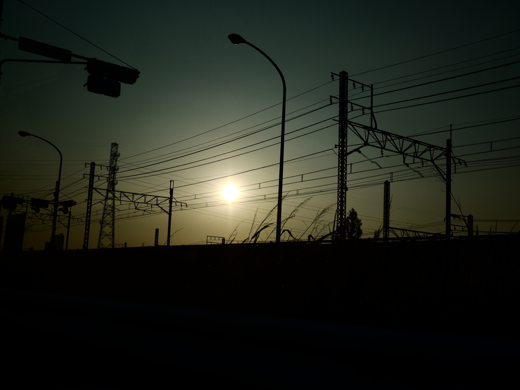 線路と夕日
