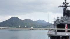 トリと軍艦