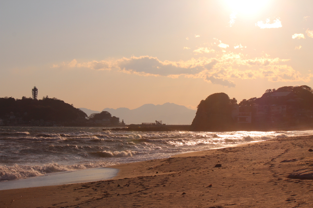 夕日の江ノ島