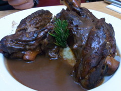 ラムシャンク５時間煮込み