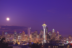 ダウンタウンシアトルの夜景＋SUPER MOON