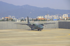 釜山国際空港にて
