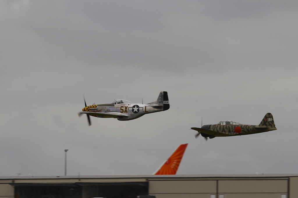 Zero vs P-51 Mustang 05