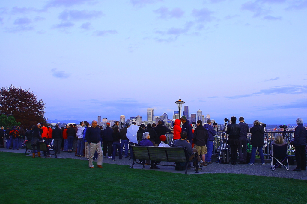 人だかり @ Kerry Park in Queen Anne