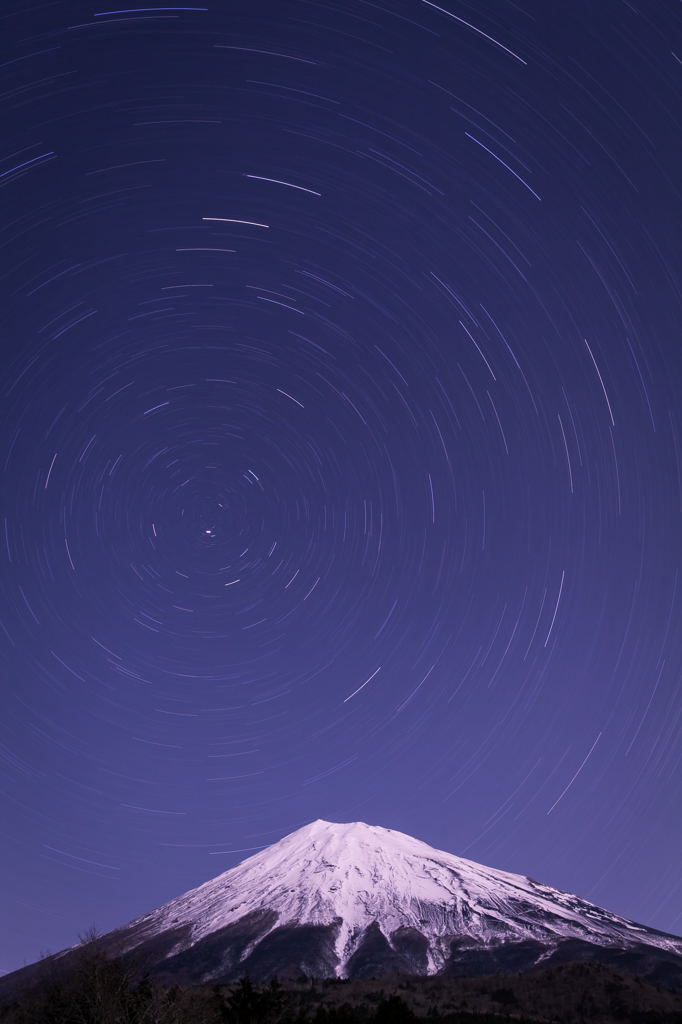 富士山と星々へ