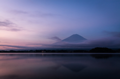 初秋の夜明け