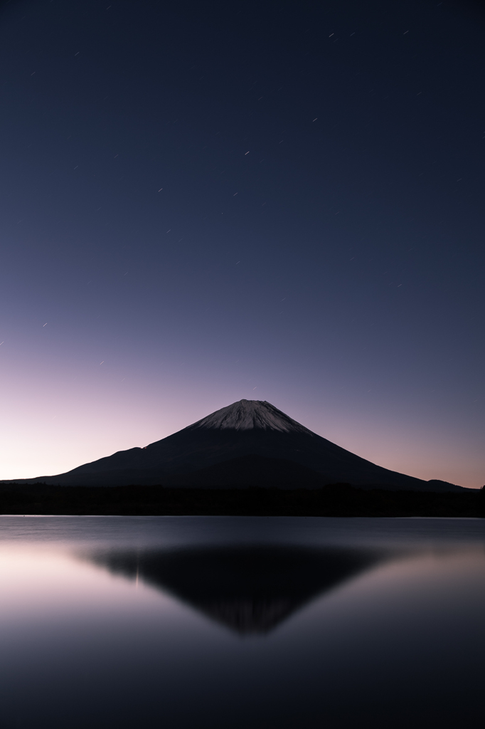 清む色
