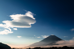 吊るし雲と富士山