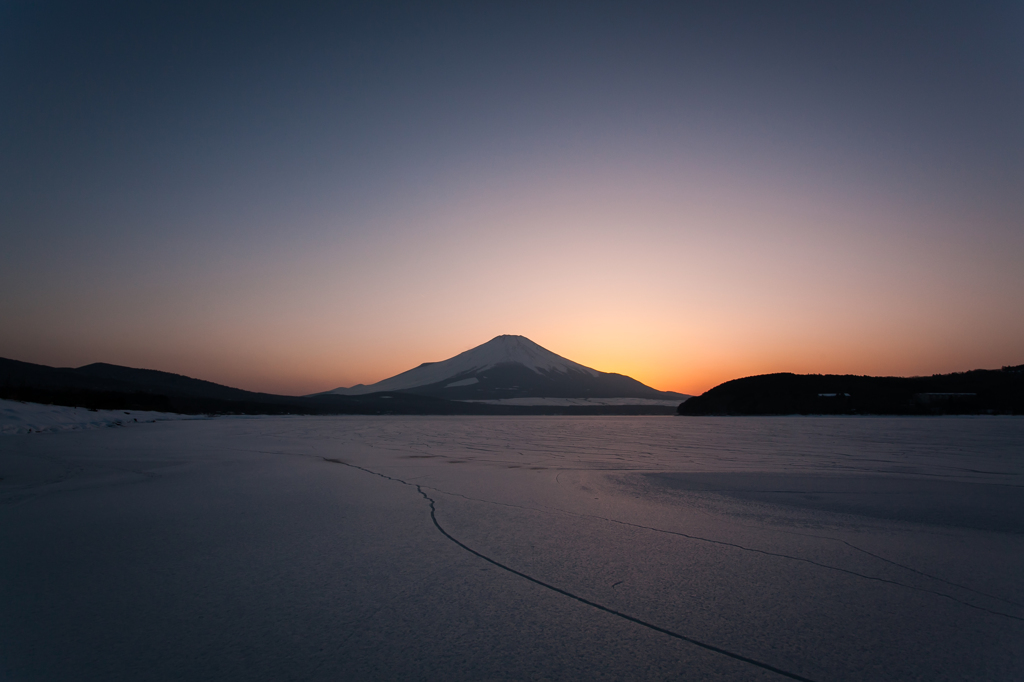 夕刻に染めて