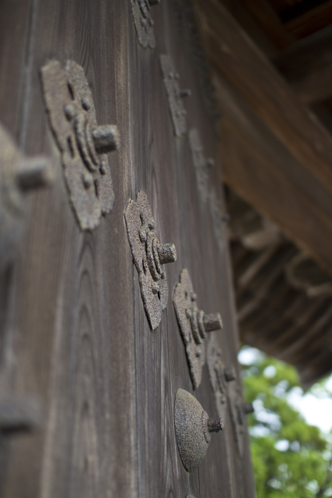 瑞龍寺 門扉の造形