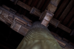 瑞龍寺 柱の造形