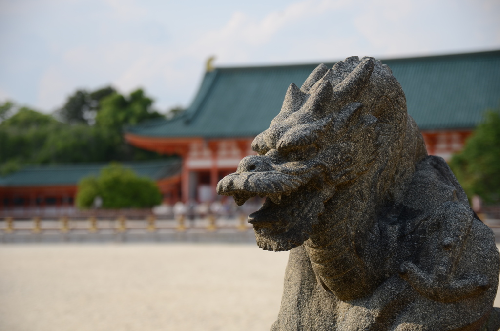平安神宮の石像