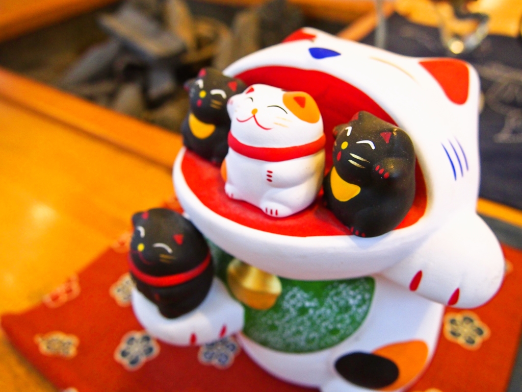 ご利益もいっぱいだにゃー