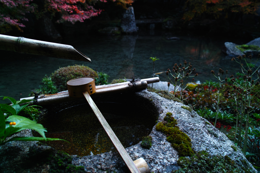 "Shishiodoshi"
