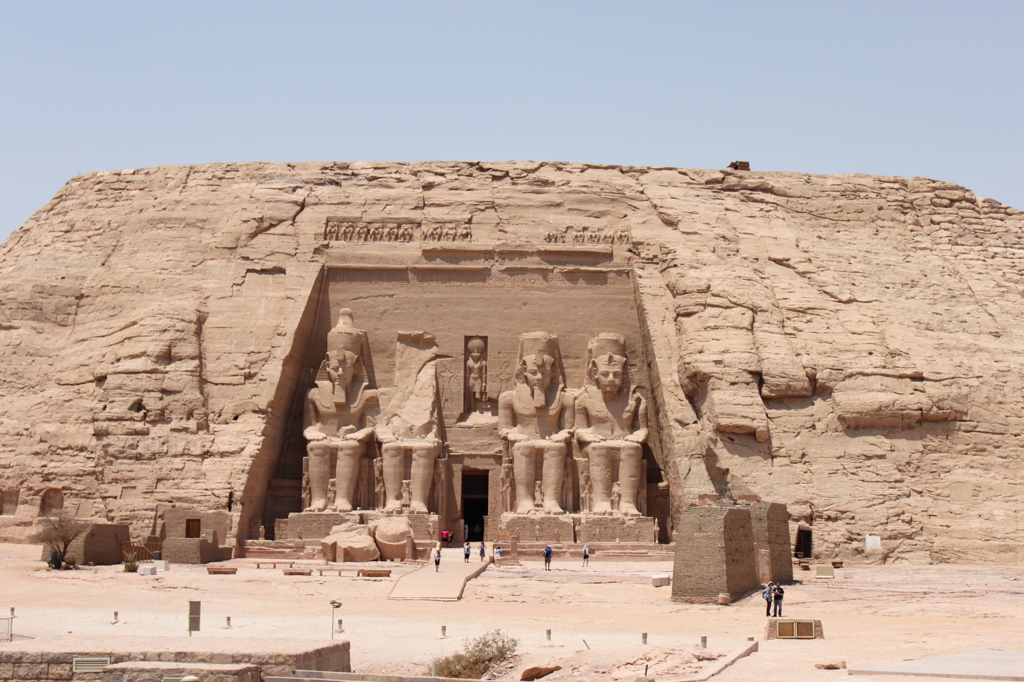 アブシンベル