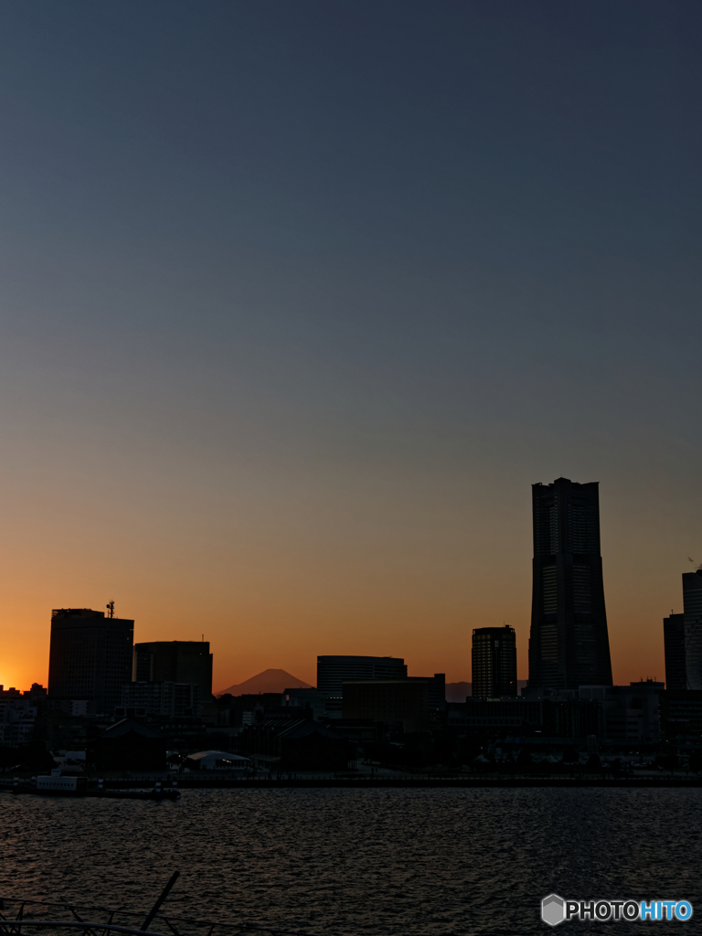 夕暮れのデッキ(4)