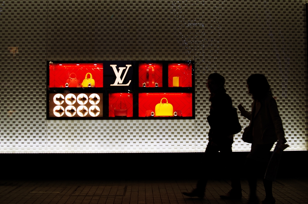 LV