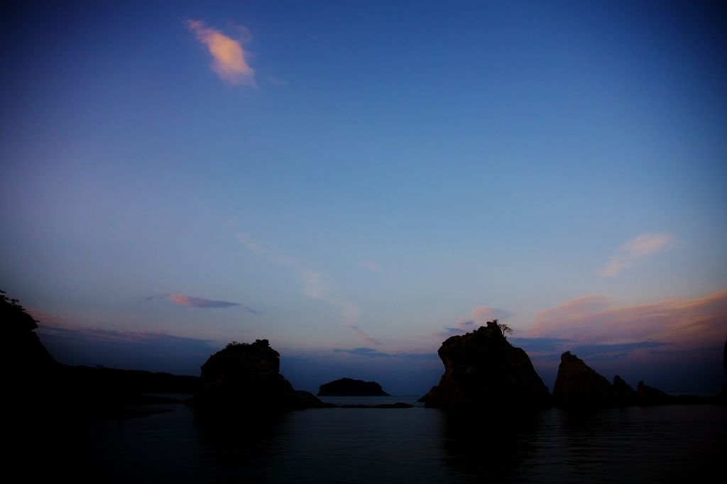 秋空と浄土ヶ浜