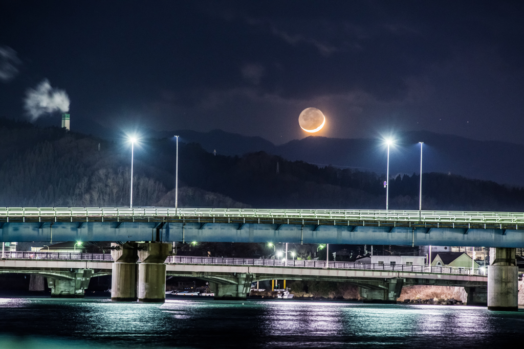 三日月の見える風景