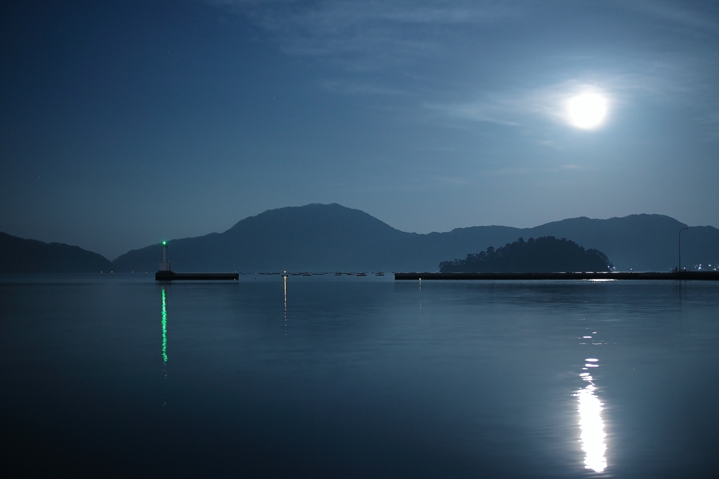 山田湾の月夜