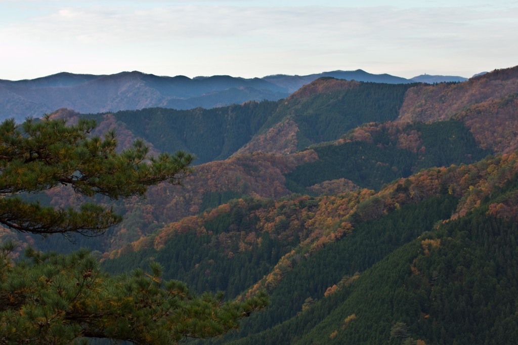 山々の紅葉