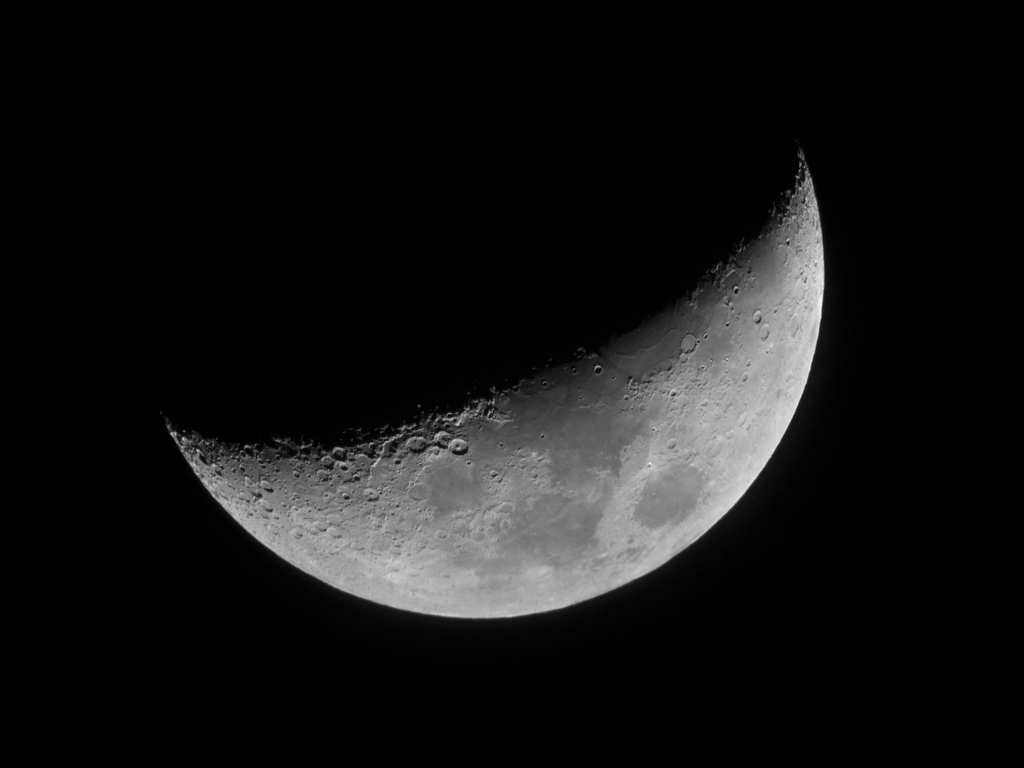 0421の月