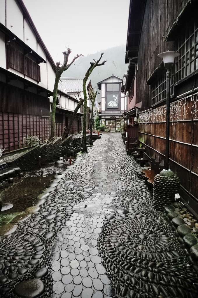 郡上八幡「やなか水のこみち」