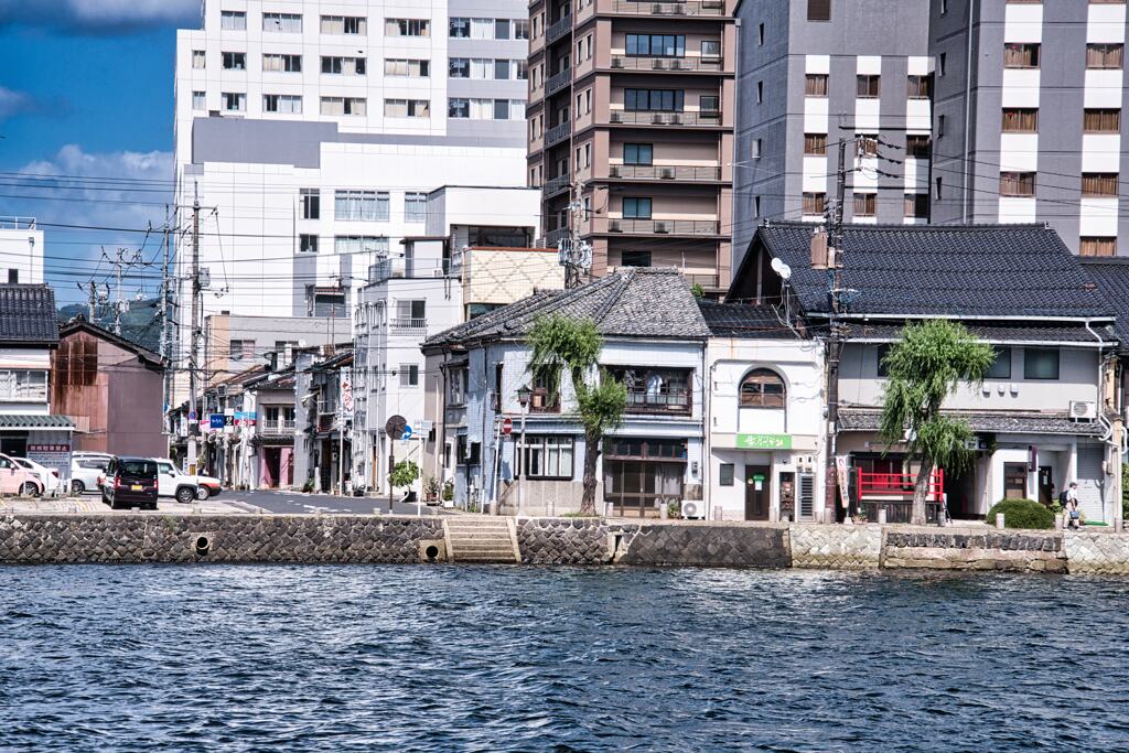 東本町