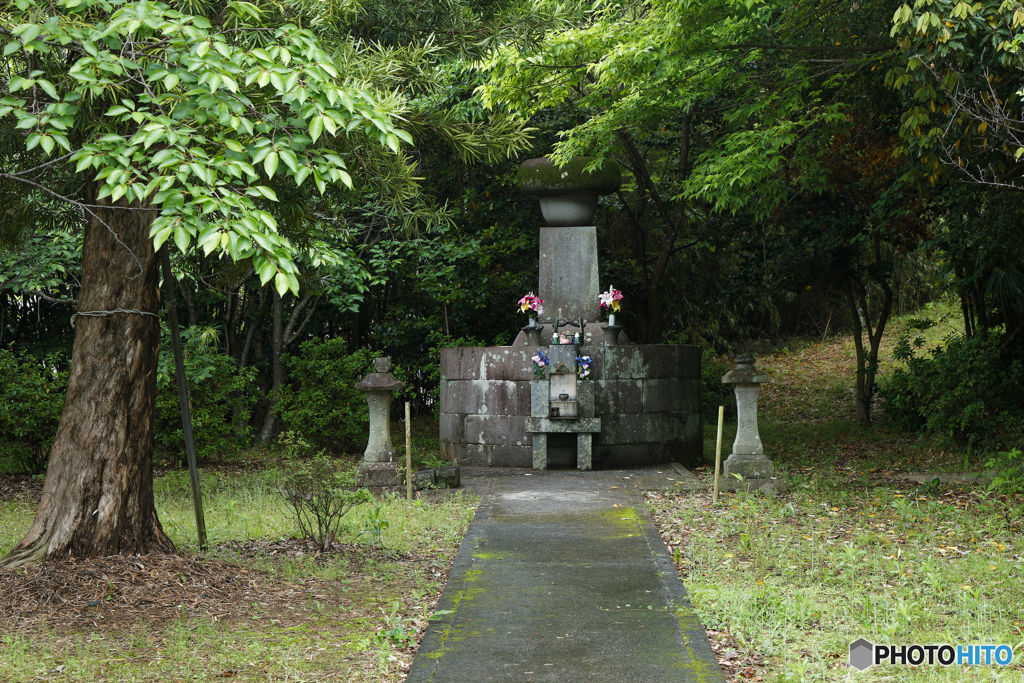 ぼたもちさんの墓 by A-MY （ID：12389450） - 写真共有サイト:PHOTOHITO
