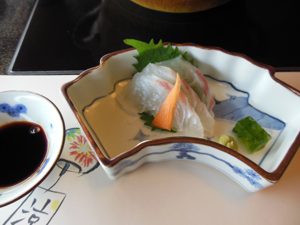 涼を食す