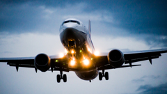 ++B737++