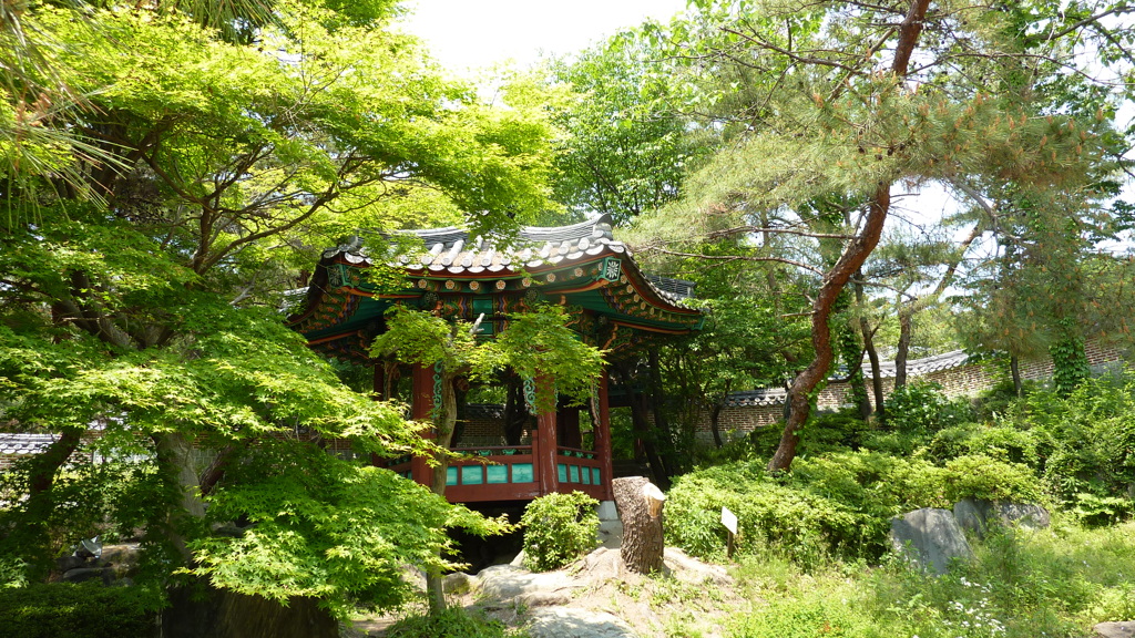 静寂の館