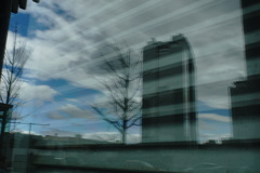 空は冬の名残