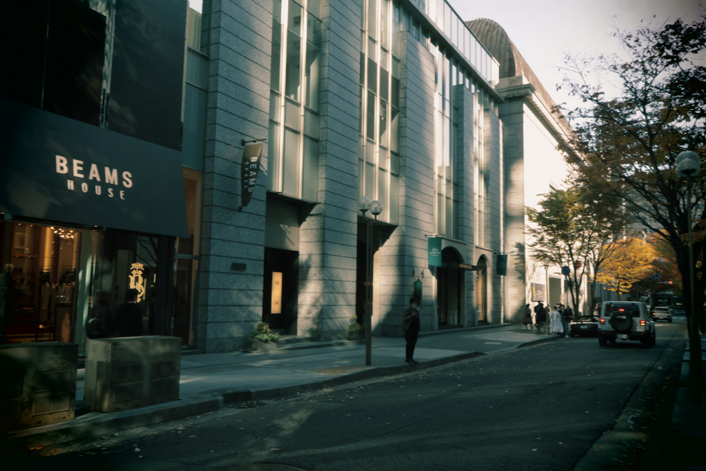 ユトリロの巴里を想う