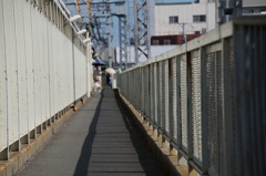 熱く長い陸橋