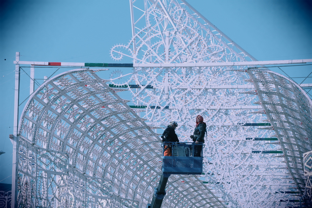 ルミナリエの準備（チェック中）