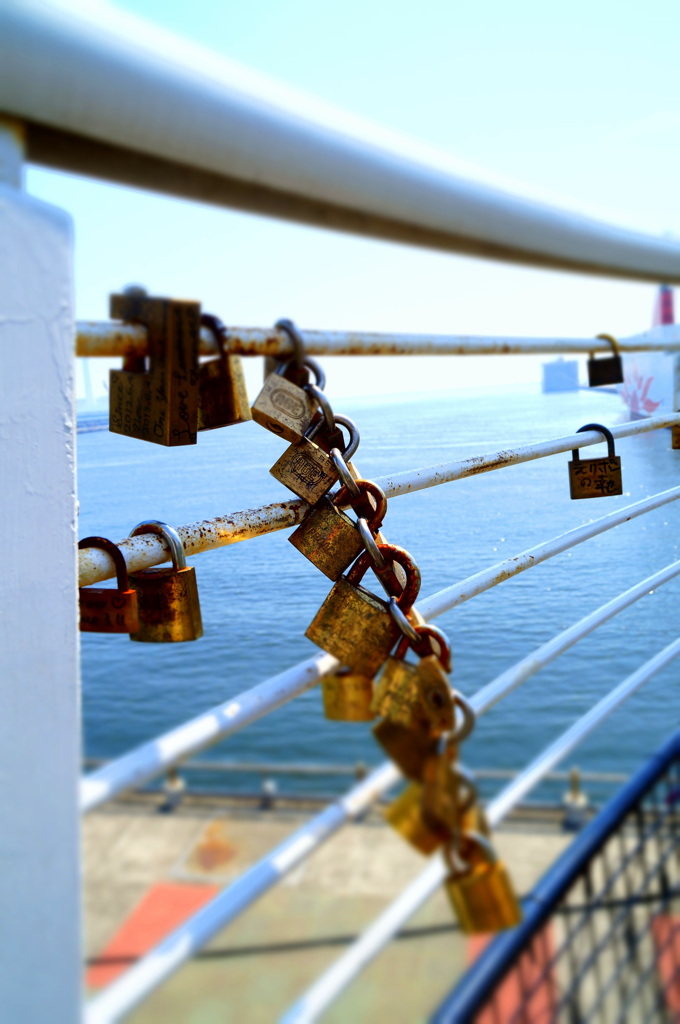 愛の数珠つなぎ